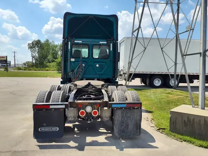 2019 FREIGHTLINER NEW CASCADIA PX12664