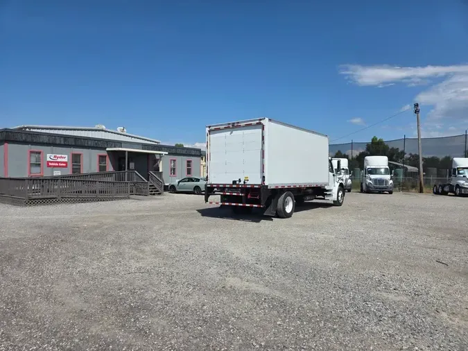 2019 FREIGHTLINER/MERCEDES M2 106