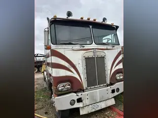 1976 KENWORTH K100