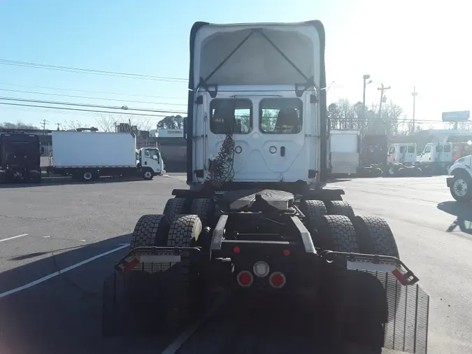 2020 FREIGHTLINER/MERCEDES CASCADIA 125