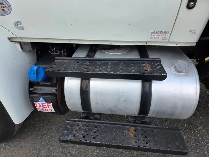 2019 NAVISTAR INTERNATIONAL 4300