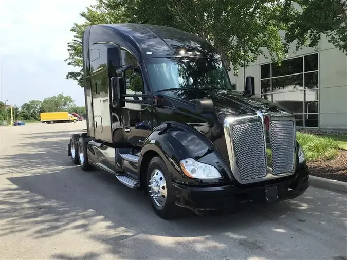 2022 KENWORTH T680