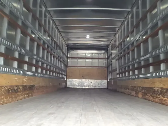 2020 FREIGHTLINER M2 106