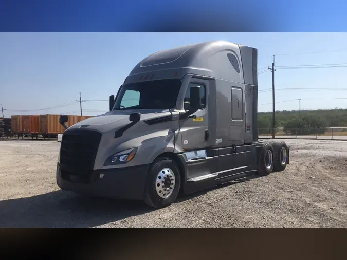 2022 Freightliner Cascadia 126