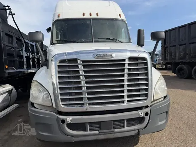 2016 FREIGHTLINER CASCADIA 125