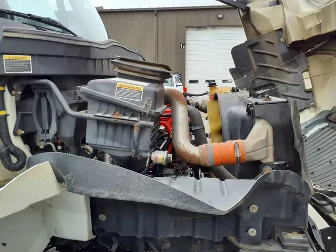 2019 NAVISTAR INTERNATIONAL 4300