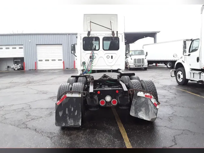 2018 FREIGHTLINER/MERCEDES CASCADIA 125