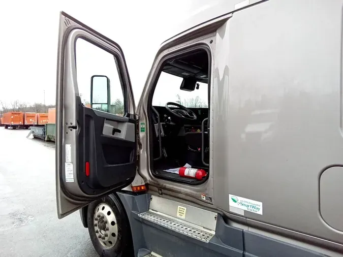 2021 Freightliner Cascadia