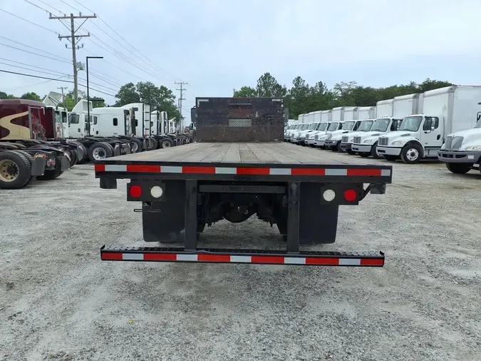 2017 FREIGHTLINER M2 106