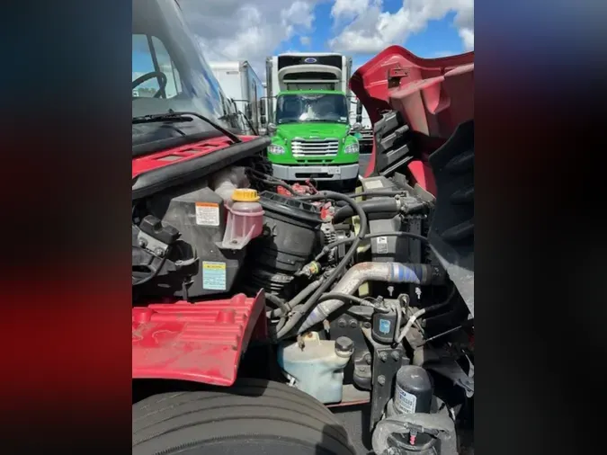 2022 FREIGHTLINER/MERCEDES M2 1062f74e47107199646793d7b48ce7a5c6d