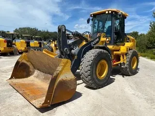 2019 John Deere 544L