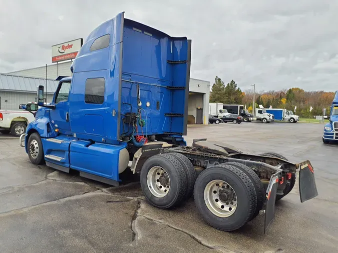 2020 NAVISTAR INTERNATIONAL LT625 SLPR CAB