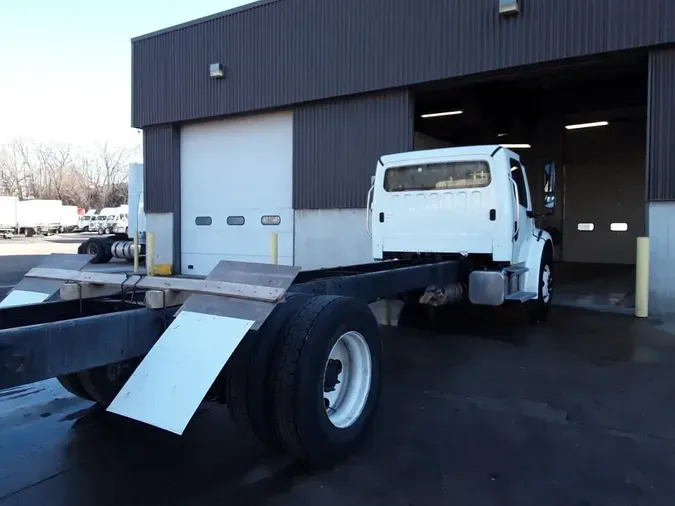 2020 FREIGHTLINER/MERCEDES M2 106