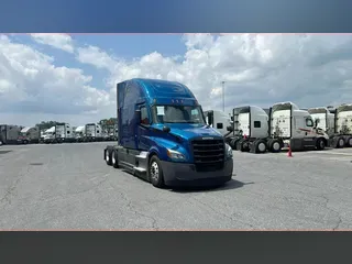 2023 Freightliner Cascadia 126