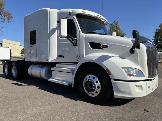 2022 Peterbilt 579