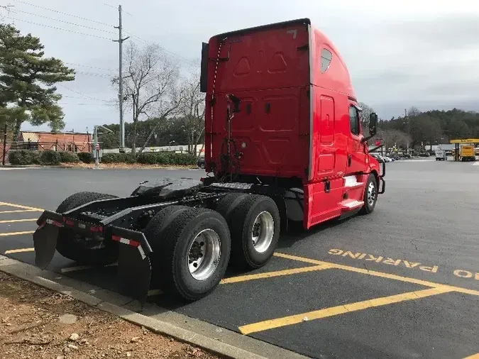 2019 Freightliner T12664ST