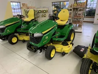 2022 John Deere X580
