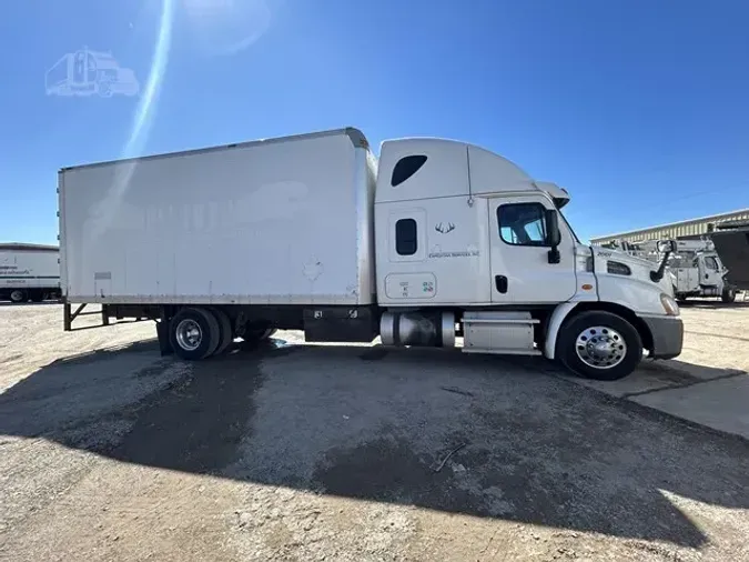 2013 FREIGHTLINER CASCADIA 125