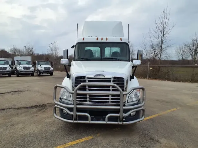 2020 FREIGHTLINER/MERCEDES CASCADIA 1252f8e2c3bcc1a6bf4e16339e38a309981