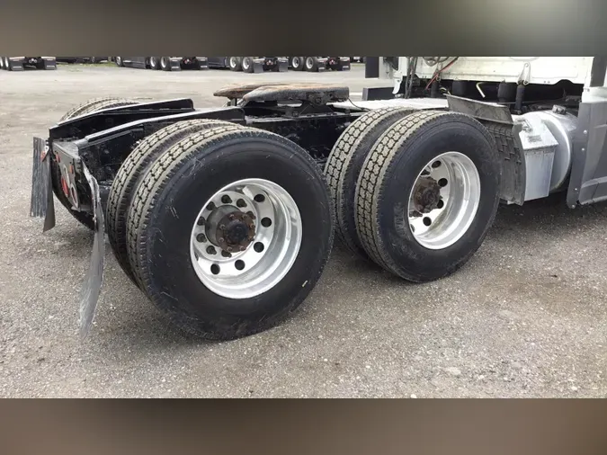 2021 Freightliner Cascadia 126