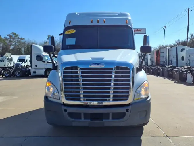 2020 FREIGHTLINER/MERCEDES CASCADIA 113" DAYCAB