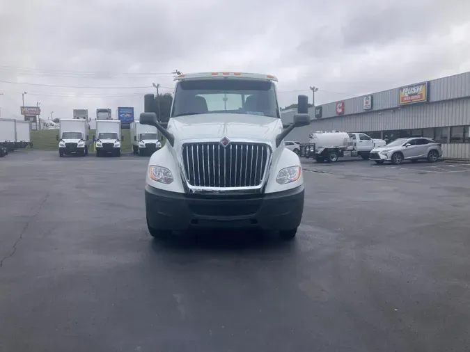 2022 International LT625
