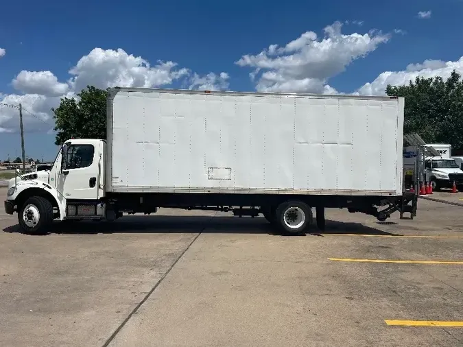 2016 FREIGHTLINER M2