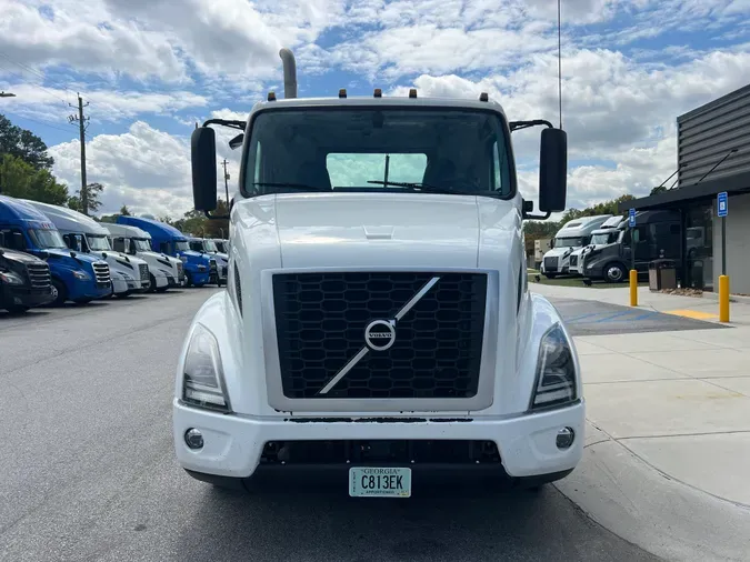 2020 Volvo VNR64T300