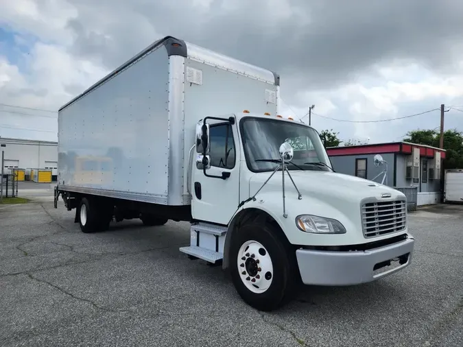 2019 FREIGHTLINER M2 106