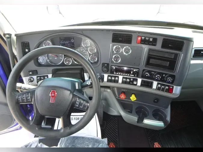 2022 Kenworth T6802f994234938ac4cfd109d05e45839cb2
