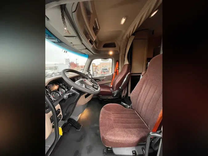 2022 Peterbilt 5792f9b389a27c1d30aad95e46e86e91d63