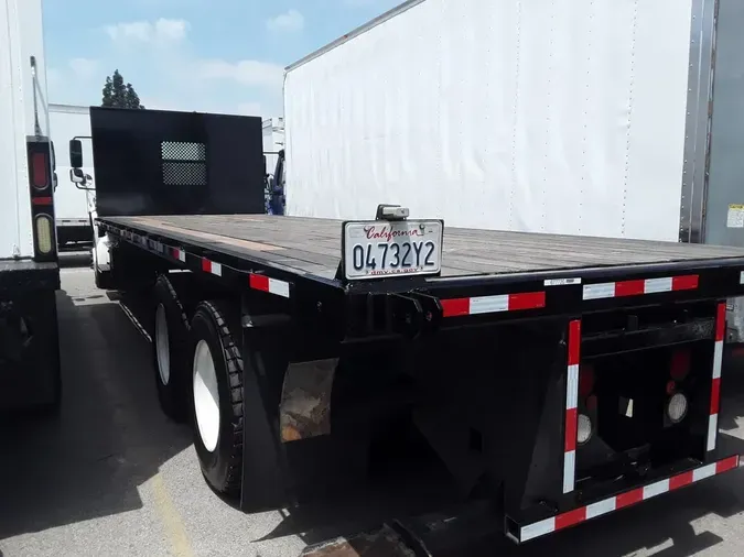 2017 FREIGHTLINER/MERCEDES M2 106