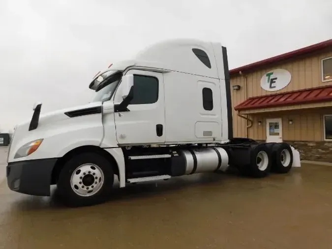 2020 Freightliner Cascadia