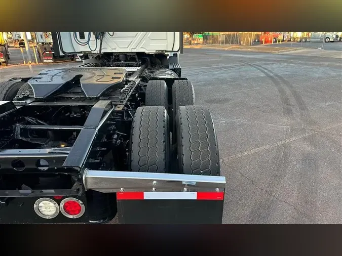 2020 INTERNATIONAL RH613