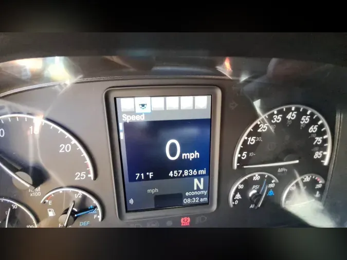 2023 Freightliner Cascadia 126
