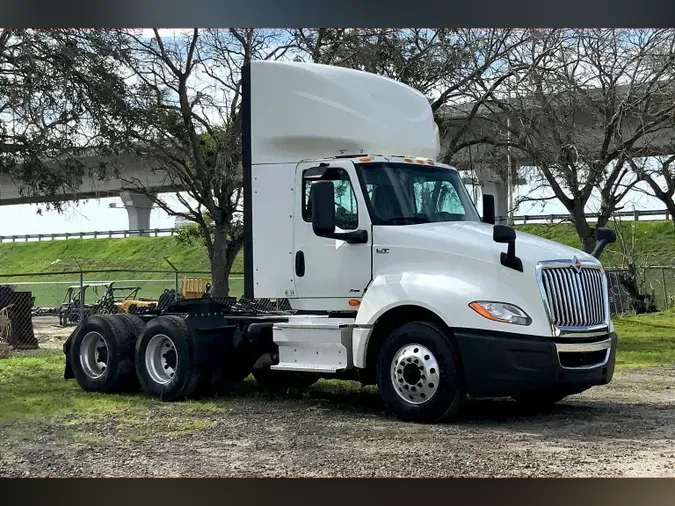 2020 INT LT625 6x42fa13f3bc624077a5eb77277f7299f8c