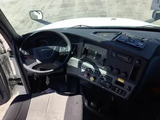 2020 Freightliner Cascadia