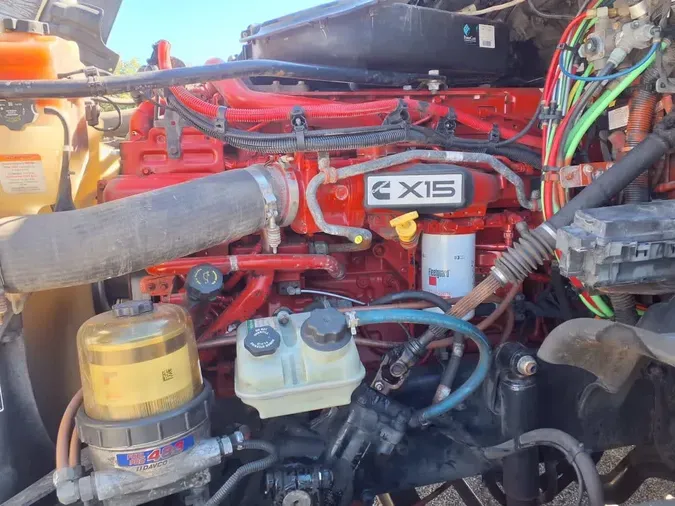 2019 FREIGHTLINER/MERCEDES CASCADIA 125