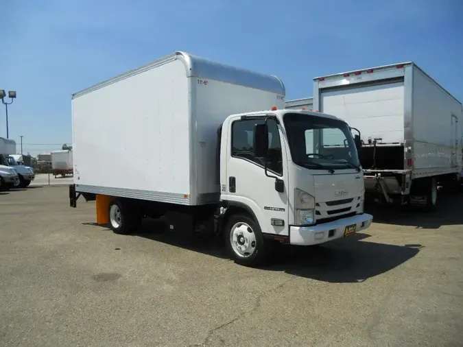 2022 Isuzu NPR-XD