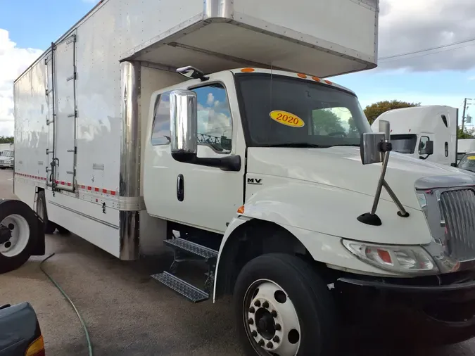 2020 NAVISTAR INTERNATIONAL MV607 (4X2)