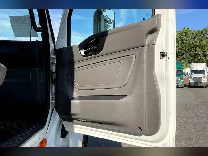 2021 INT LT625 6x4