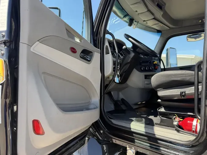 2021 Peterbilt 579