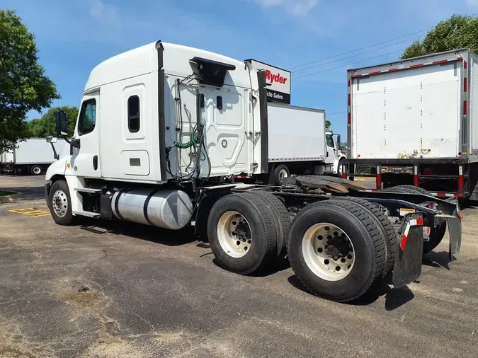 2020 FREIGHTLINER CASCADIA 125