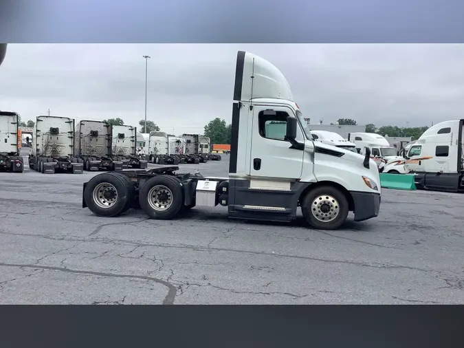 2020 Freightliner Cascadia 1262fae50394e7cccb8b4a98e69927e50cc