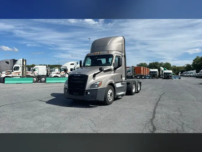 2020 Freightliner Cascadia 1262fb0544aaa25050a76b1dcf11a6a8497