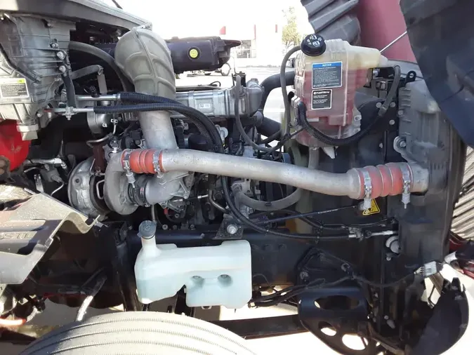 2020 NAVISTAR INTERNATIONAL LT625 DAYCAB S/A