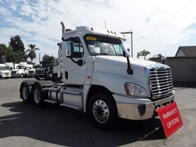2019 FREIGHTLINER/MERCEDES CASCADIA 1252fb2f6f4939214fcfc33c26deecd347e