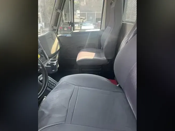 2018 International 4300