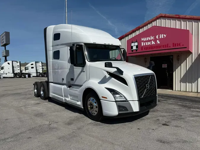 2023 VOLVO VNL64T7602fb858b191a841cab7465ab443efa61d
