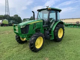 2022 John Deere 5100E